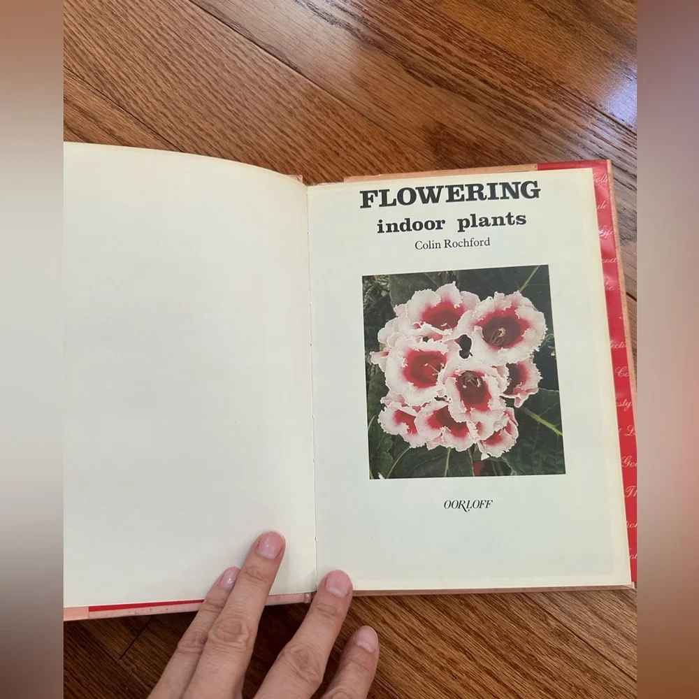 Vintage Spain Flowering Indoor Plants Book